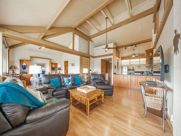 Kihei Two Bedroom Vacation Condo Close to Beach