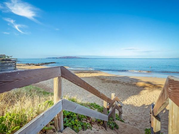 Kihei Two Bedroom Vacation Condo Close to Beach