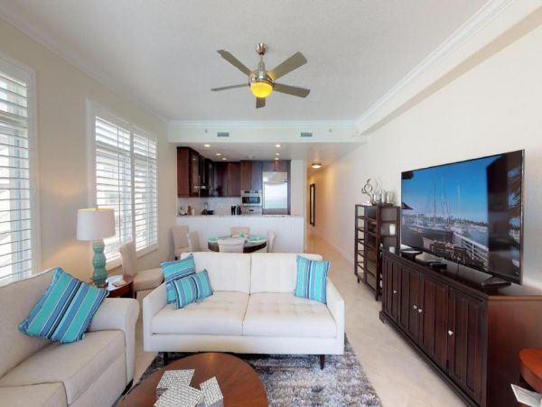Beautiful Two Bedroom Vacation Condo with Amazing Views