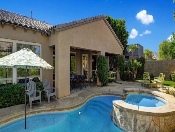 Stunning 7 Bedroom Villa in Indio Sleeps 16