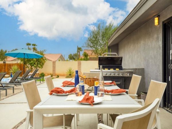La Quinta Vacation Pool Home Ten Bedroom