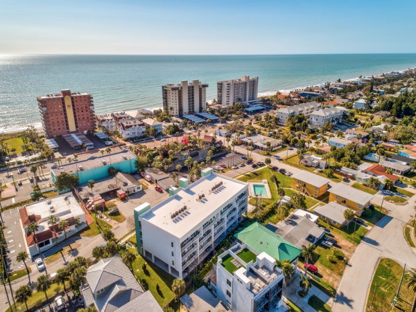 Lovely Madeira Beach 3 Bedroom Condo Sleeps 8 Walk To Beach