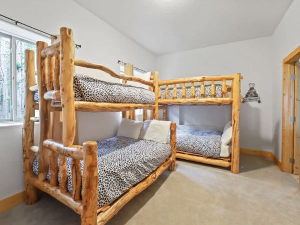 Breckenridge Vacation Home Seven Bedroom Mountain Views