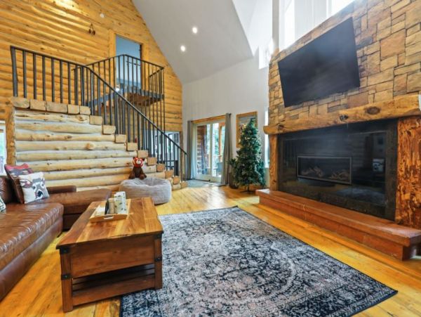 Breckenridge Vacation Home Seven Bedroom Mountain Views