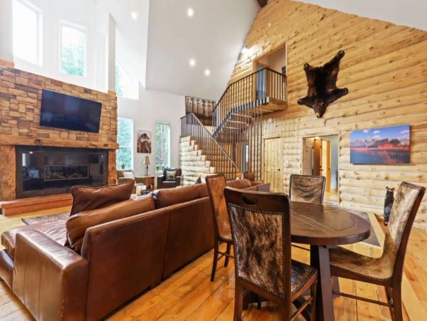 Breckenridge Vacation Home Seven Bedroom Mountain Views