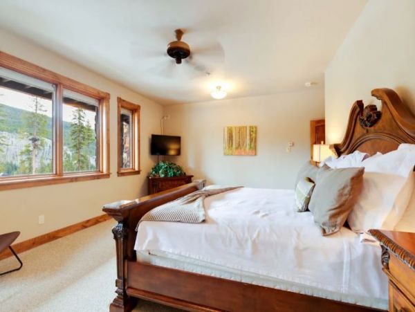 Luxury Breckenridge Vacation  Home Seven Bedroom W/Spa