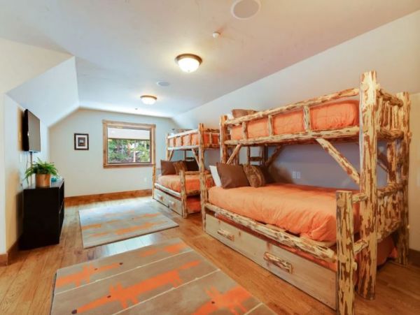 Luxury Breckenridge Vacation  Home Seven Bedroom W/Spa