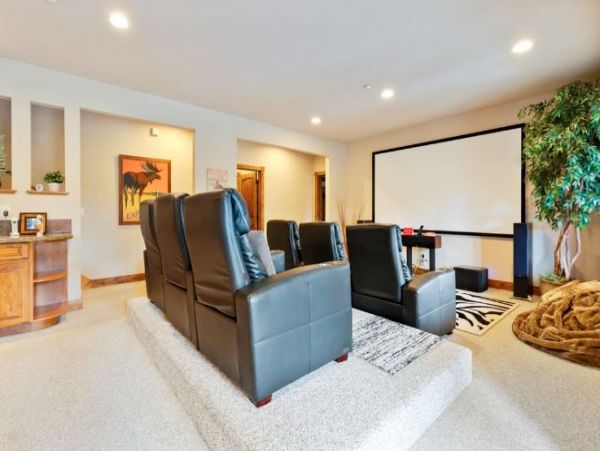 Luxury Breckenridge Vacation  Home Seven Bedroom W/Spa