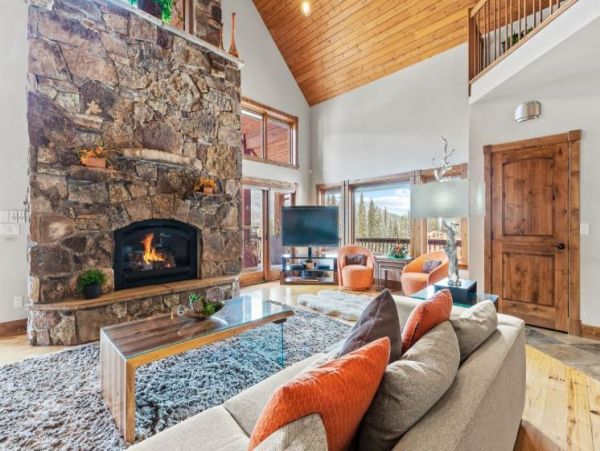 Luxury Breckenridge Vacation  Home Seven Bedroom W/Spa