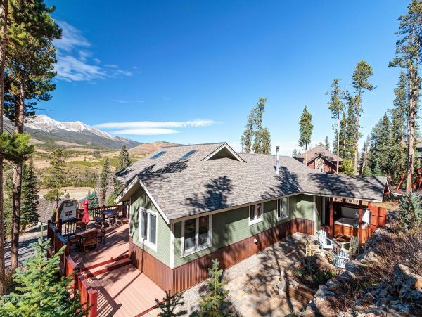 Mountain Views Breckenridge Vacation  Home 5 Bedroom w/Spa