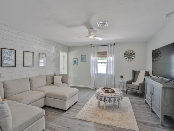 Holmes Beach 3 Bedroom Rental Short Walk to Beach