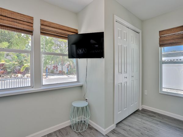 Holmes Beach 3 Bedroom Rental Short Walk to Beach