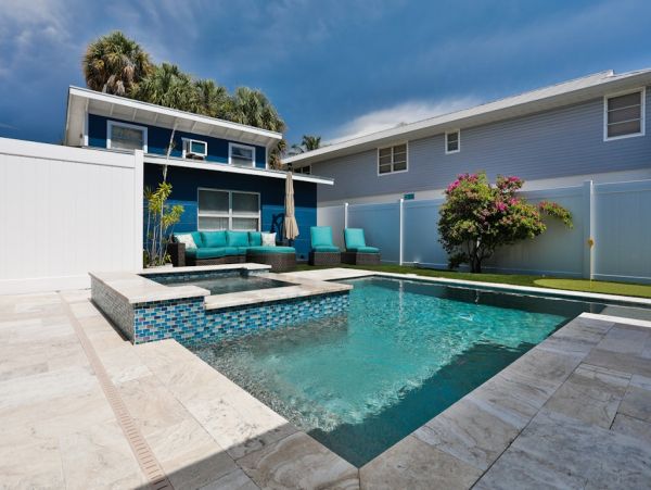 Holmes Beach 3 Bedroom Rental Short Walk to Beach