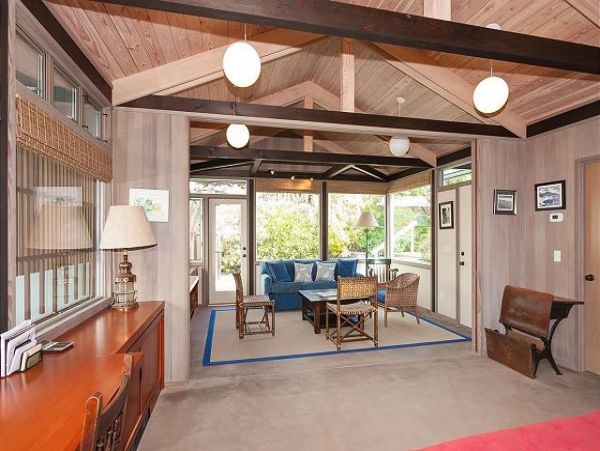 Oceanfront Vacation Rental with 5 Bedrooms in Stinson Beach