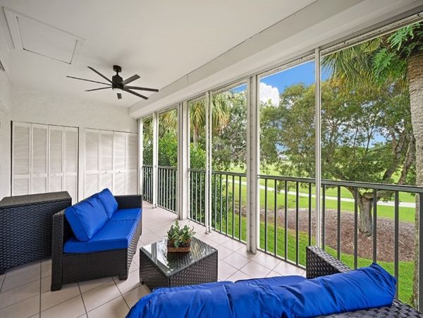Naples Condo 1029791