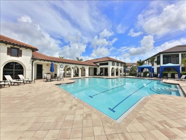 Naples Home 1029794