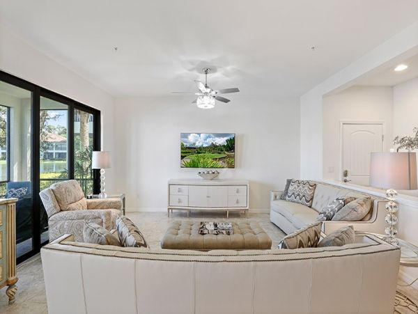 Naples Home 1029794