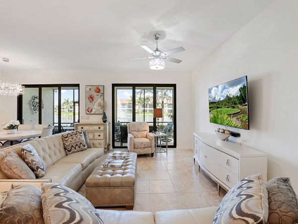 Naples Home 1029794