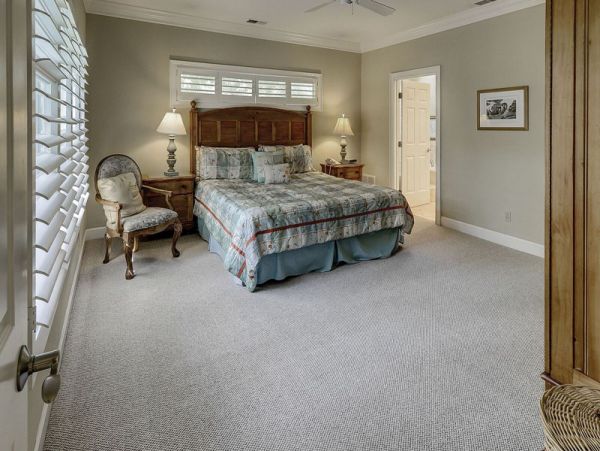 Four Bedroom Charming Home in Hilton Head Sleeps 14 with Pool