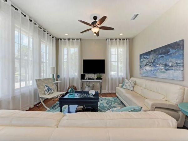 Holmes Beach Vacation Pool Home Sleeps 14