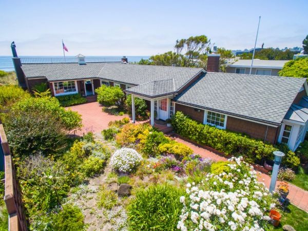 Wonderful 3 Bedroom Stinson Beach Home Full Ocean Views