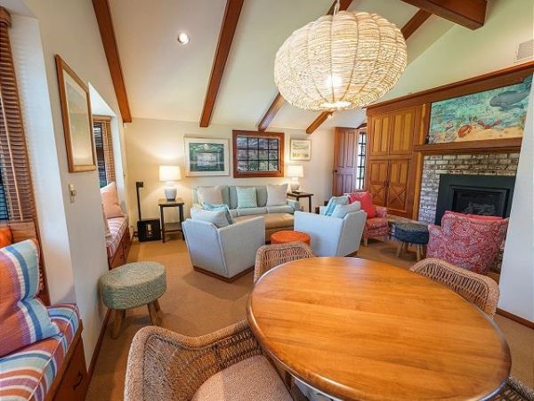 Wonderful 3 Bedroom Stinson Beach Home Full Ocean Views