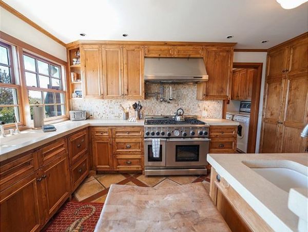 Wonderful 3 Bedroom Stinson Beach Home Full Ocean Views