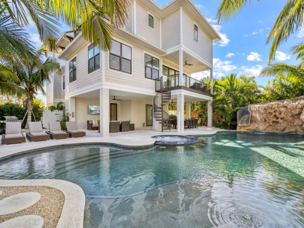 8-Bedroom Lido Beach Estate