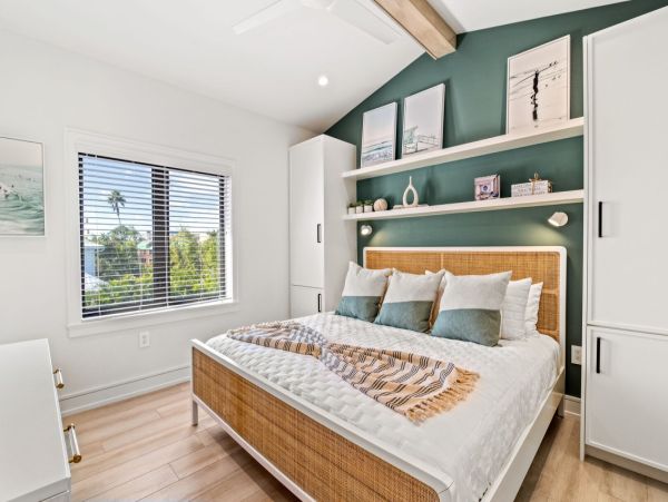 8-Bedroom Lido Beach Estate