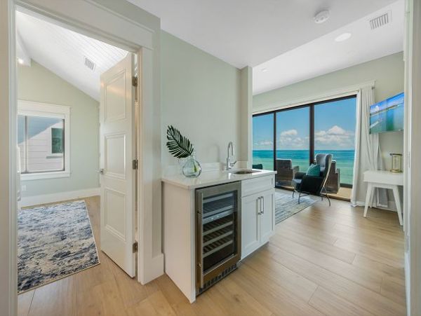 Luxury Bayfront Home at the North End of Anna Maria