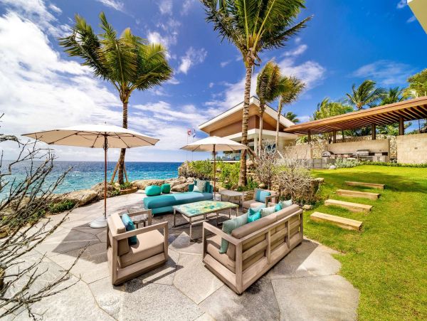 Dominican Republic Luxury Ten Bedroom Villa Beachfront