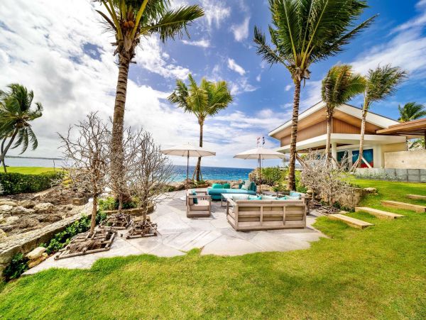 Dominican Republic Luxury Ten Bedroom Villa Beachfront