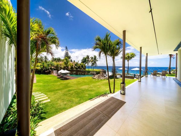 Dominican Republic Luxury Ten Bedroom Villa Beachfront