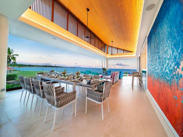 Dominican Republic Luxury Ten Bedroom Villa Beachfront