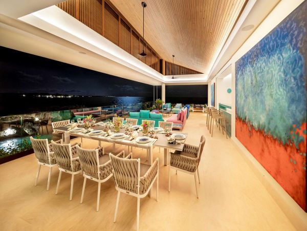 Dominican Republic Luxury Ten Bedroom Villa Beachfront