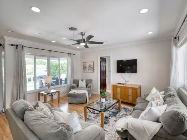Canalfront Vacation Home with Private Pool Sleeps 6