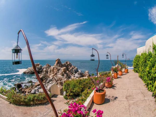 Fifteen Bedroom Puerto Vallarta Luxury Villa for Rent