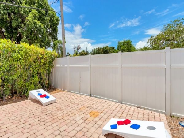 Lovely 4 Bedroom Home in Fort Lauderdale