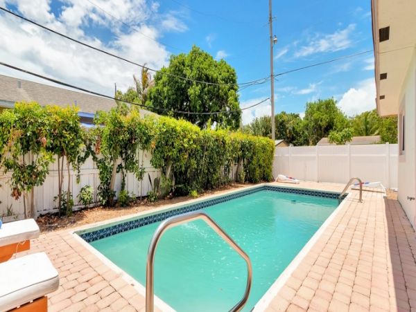 Lovely 4 Bedroom Home in Fort Lauderdale