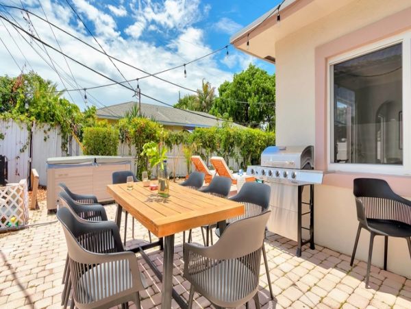 Lovely 4 Bedroom Home in Fort Lauderdale