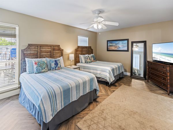 Luxurious Gulf Views Property in Panama City with Game Room & Pool Access