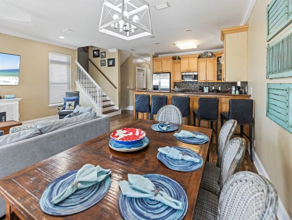 Luxurious Gulf Views Property in Panama City with Game Room & Pool Access