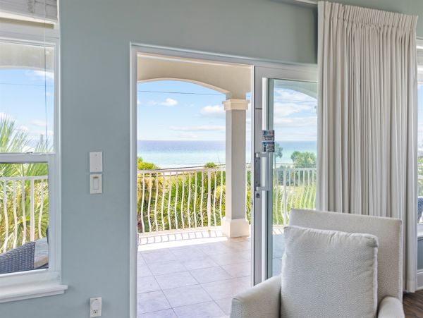 Luxurious Gulf Views Property in Panama City with Game Room & Pool Access