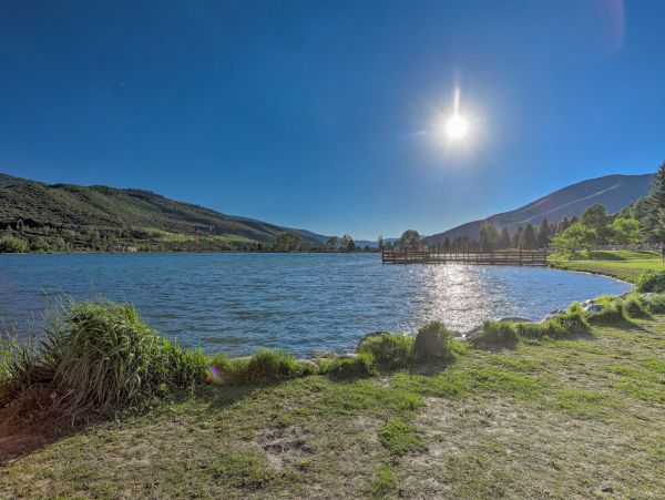 Walk to Avon Restaurants & Free Shuttle to Beaver Creek