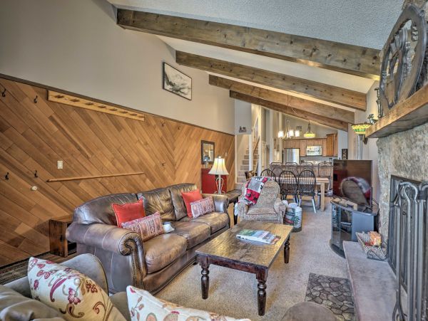 Walk to Avon Restaurants & Free Shuttle to Beaver Creek