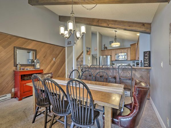 Walk to Avon Restaurants & Free Shuttle to Beaver Creek