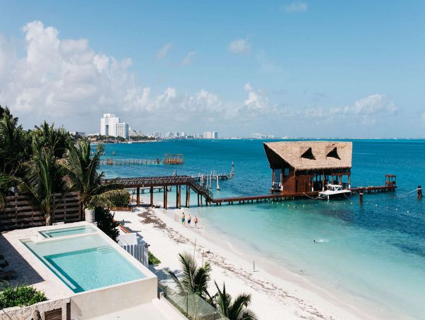 Luxury Main Villa & Beach Cottage Estate Home Flamingo Cancun