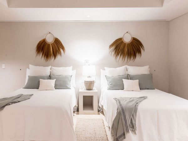 Luxury Main Villa & Beach Cottage Estate Home Flamingo Cancun