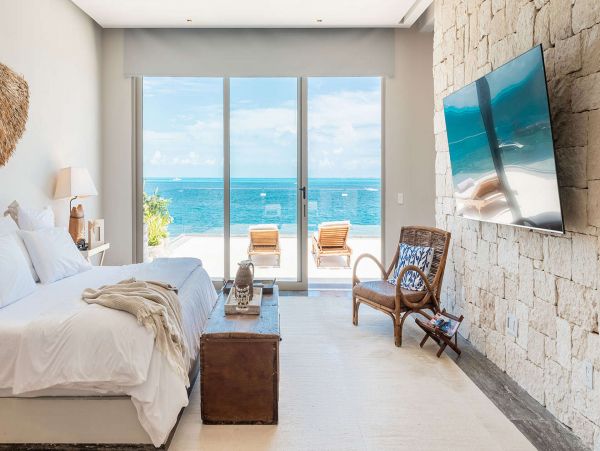 Luxury Main Villa & Beach Cottage Estate Home Flamingo Cancun