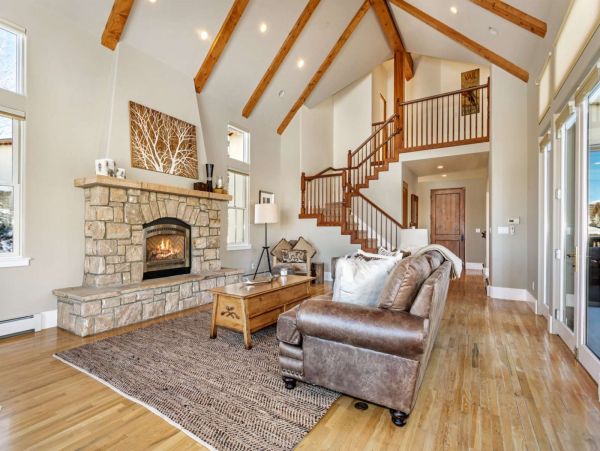 Edwards Vacation Home Four Bedroom Mountain Views